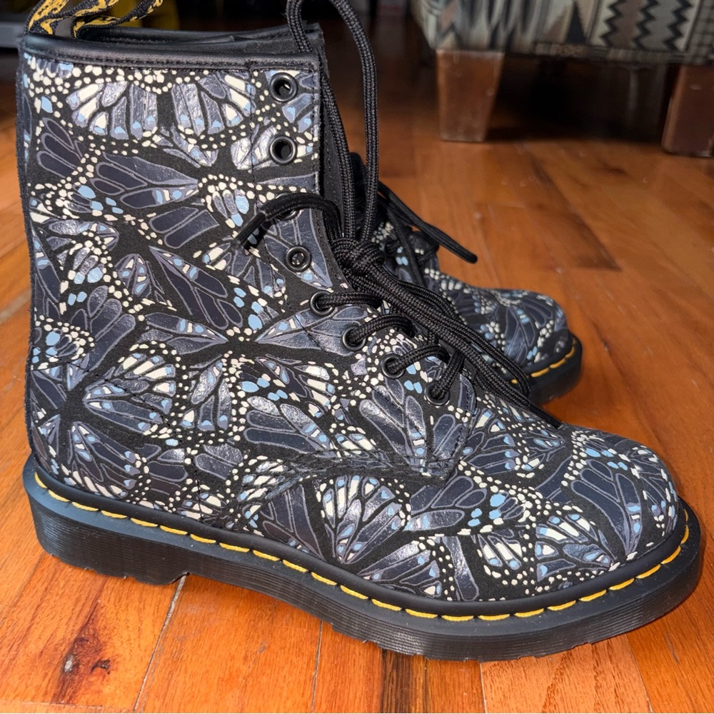 Dr. Martens 1460 Blue Black Butterfly Women's Boots | Size 7 women’s - Picture 6 of 13
